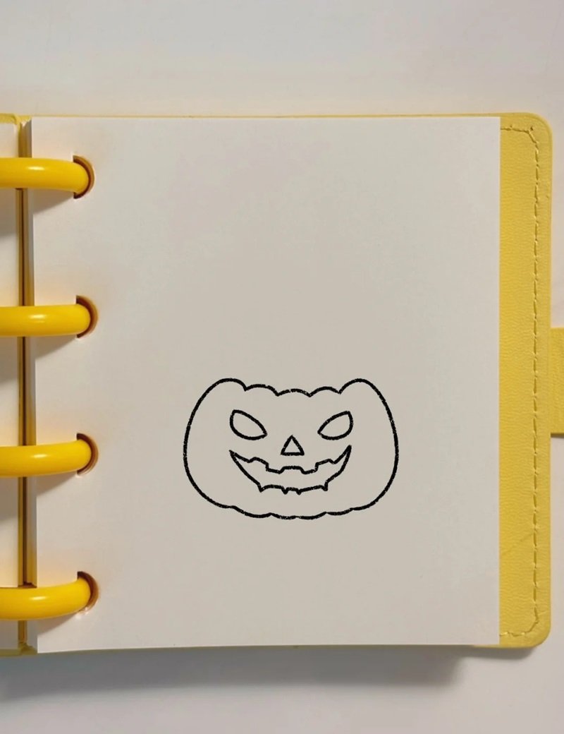 Cách vẽ bí ngô halloween đẹp 2